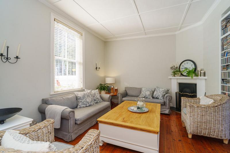 2 Bedroom Property for Sale in Wynberg Upper Western Cape